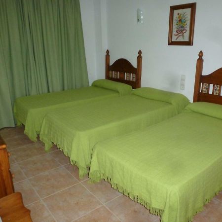 Hostal Cortes Garrucha Luaran gambar