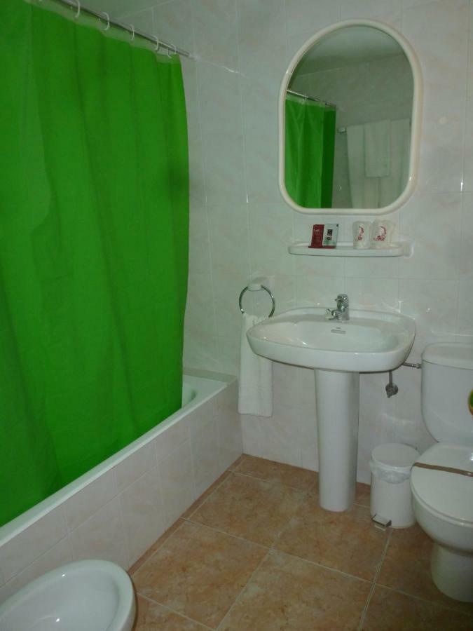 Hostal Cortes Garrucha Luaran gambar
