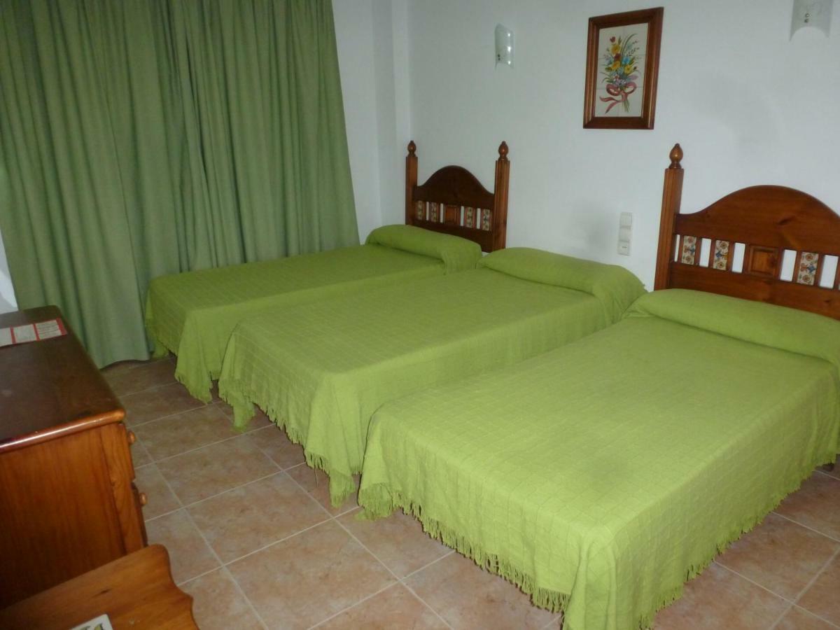 Hostal Cortes Garrucha Luaran gambar